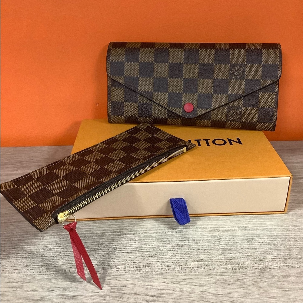 Louis Vuitton Wallet with Detachable Pouch